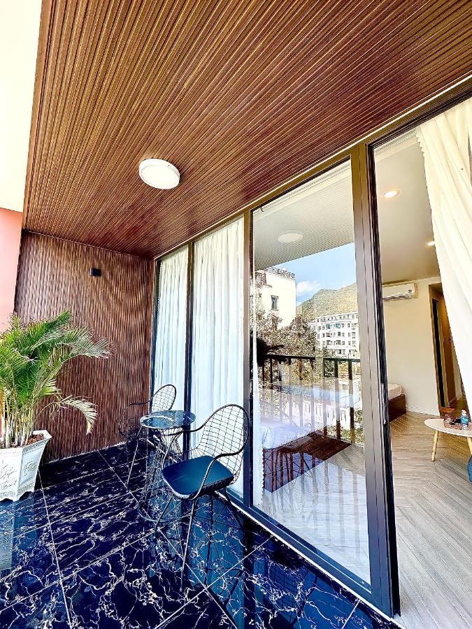 Chi Khu Co Ong Tuan Ninh Hotel II מראה חיצוני תמונה