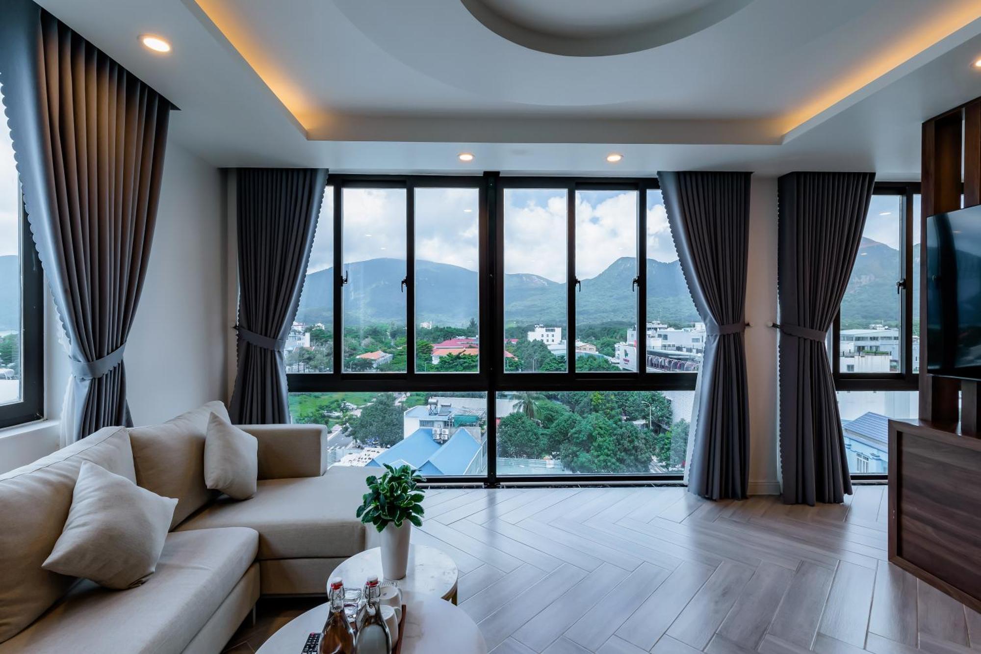 Chi Khu Co Ong Tuan Ninh Hotel II מראה חיצוני תמונה