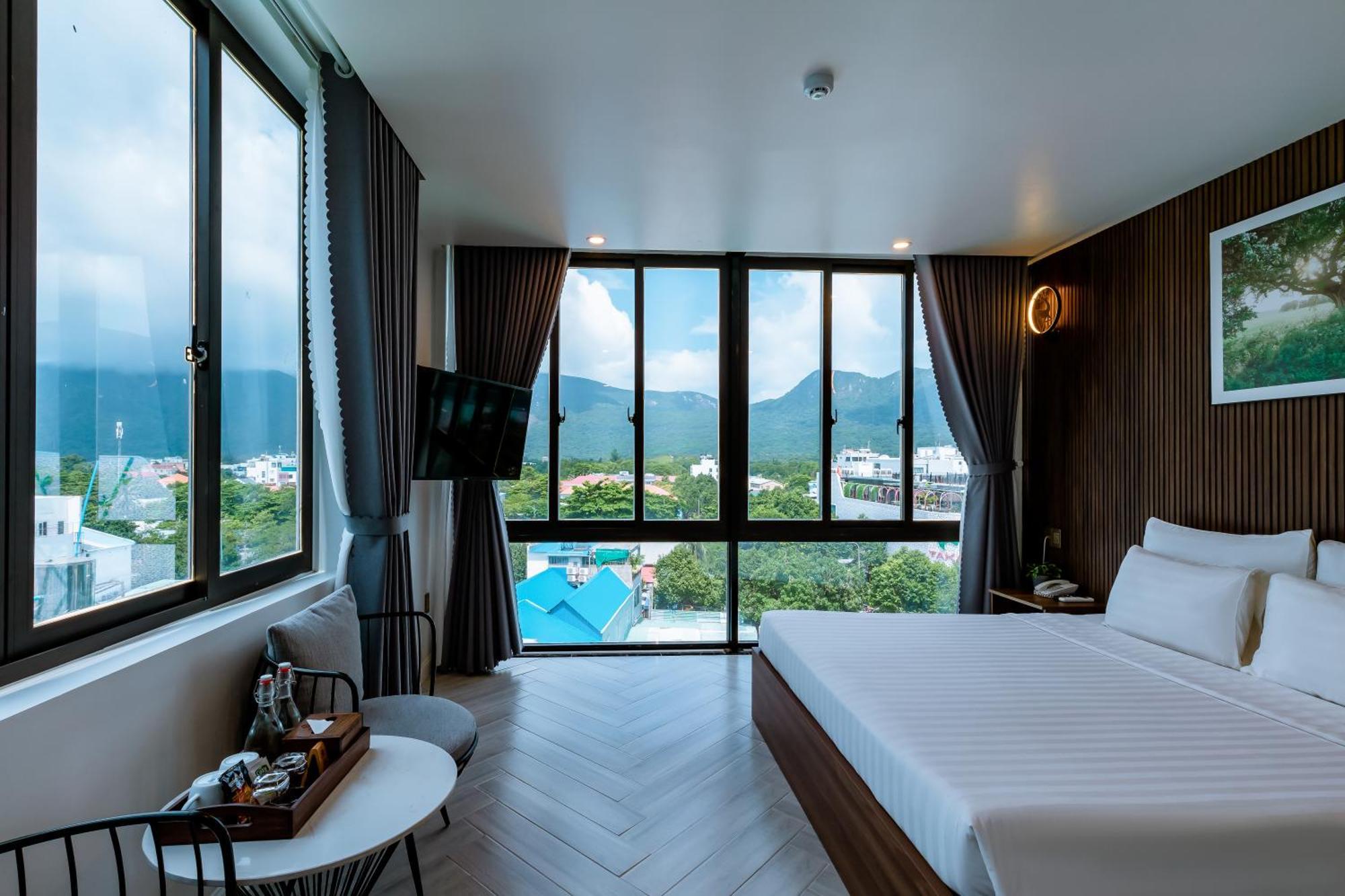 Chi Khu Co Ong Tuan Ninh Hotel II מראה חיצוני תמונה