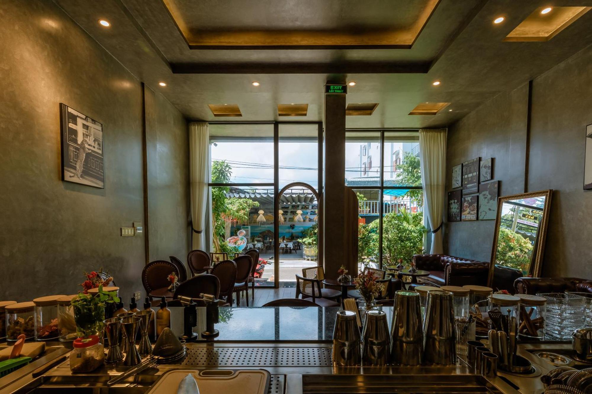 Chi Khu Co Ong Tuan Ninh Hotel II מראה חיצוני תמונה