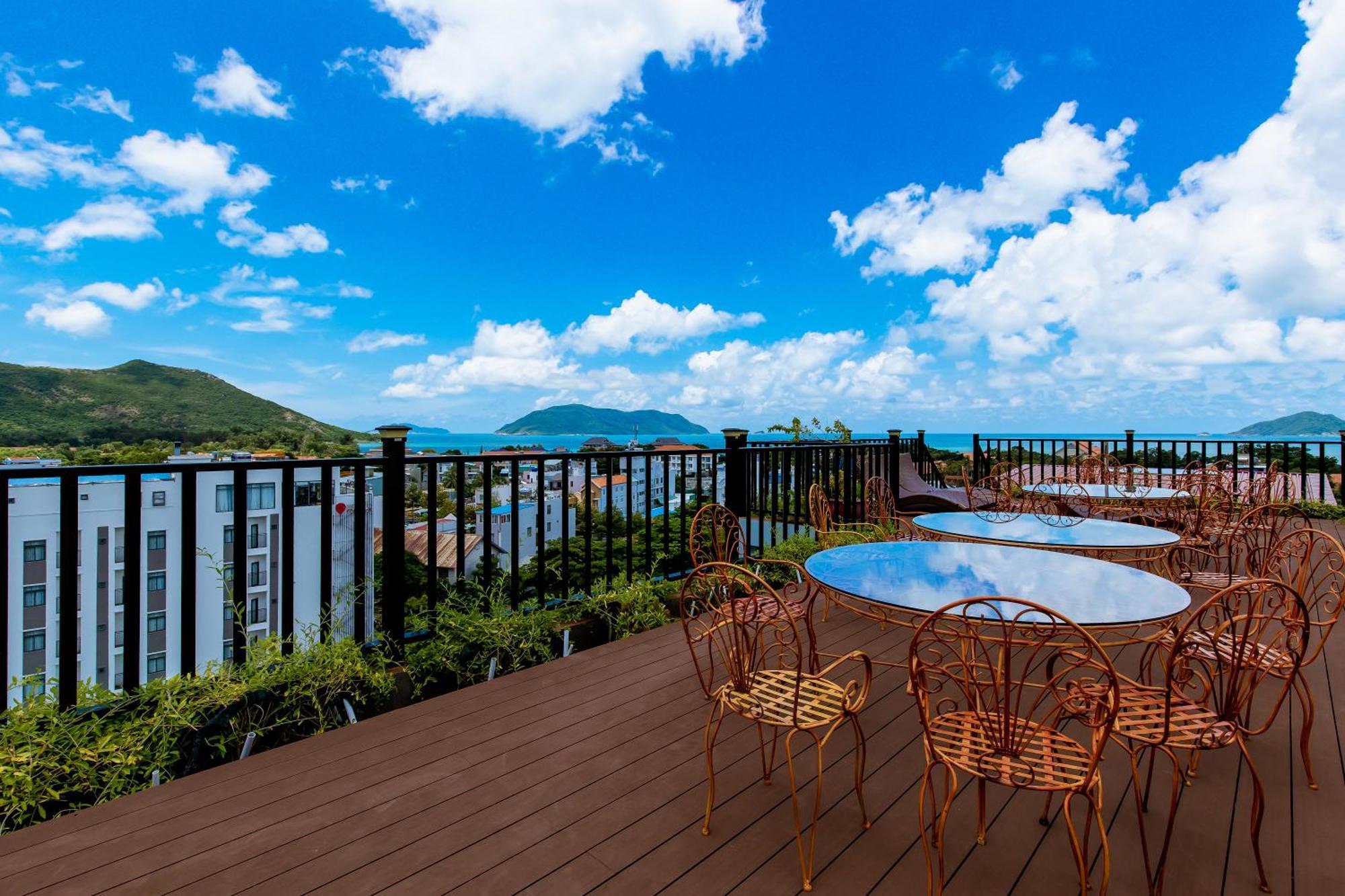 Chi Khu Co Ong Tuan Ninh Hotel II מראה חיצוני תמונה