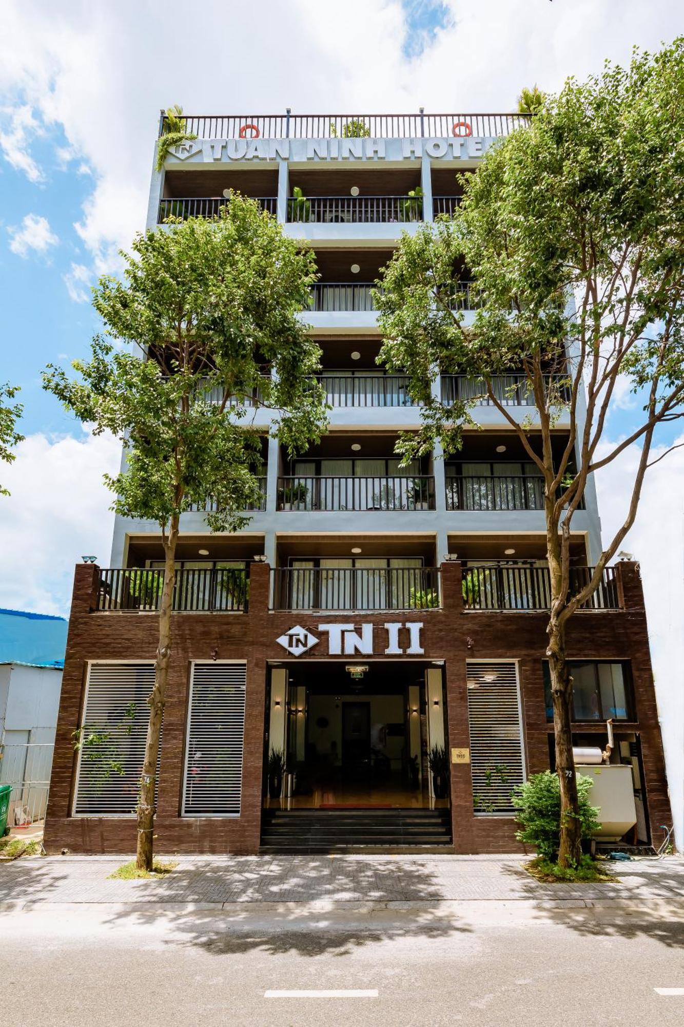 Chi Khu Co Ong Tuan Ninh Hotel II מראה חיצוני תמונה